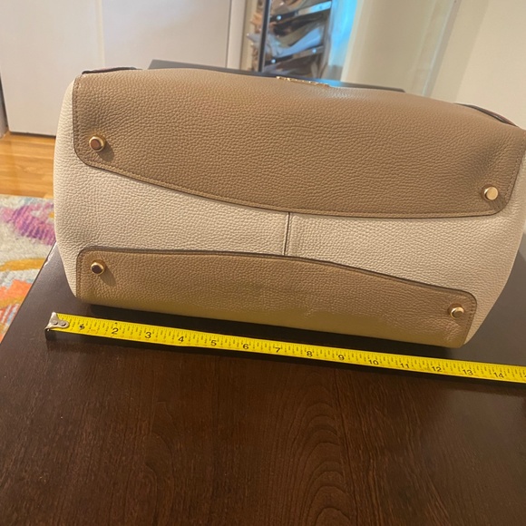 Coach beige leather shoulder bag - NEVER WORN - Picture 8 of 8